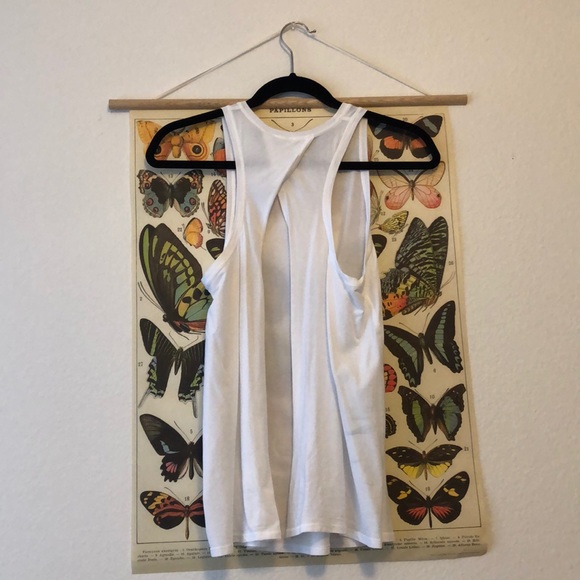 Lulu Lemon Top - Picture 3 of 5